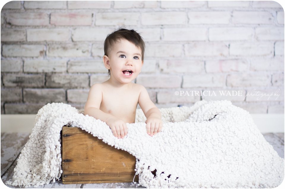 16 months pose3